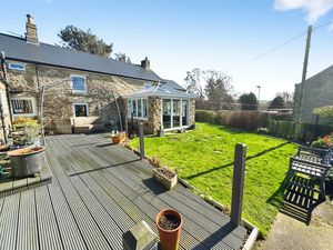 Photo 16- click for photo gallery